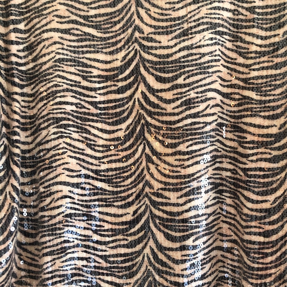 Oversized sequin tee from Motel Rocks - Picture 3 of 4